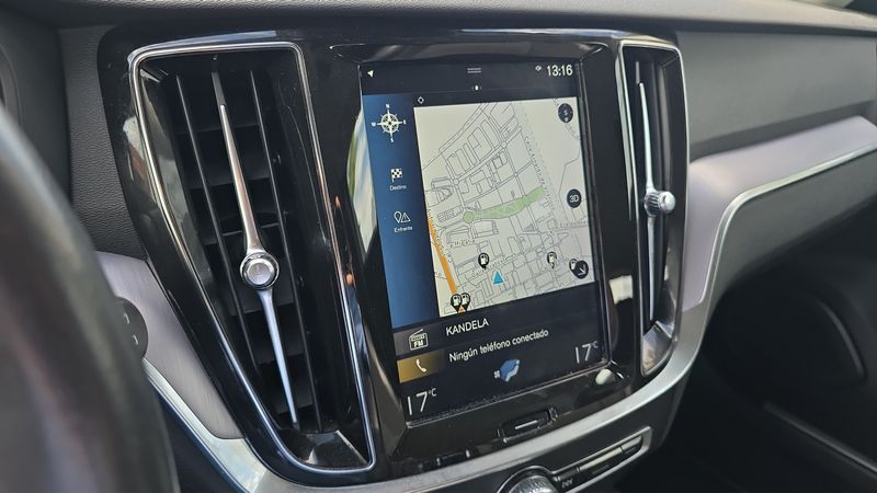 Volvo S60 D3 Momentum 2019, foto 17
