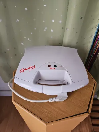 Sandwichera Jata Genius 2