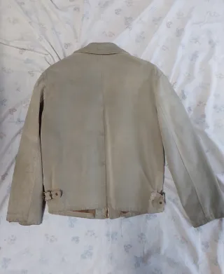 Giacca in vera pelle scamosciata beige