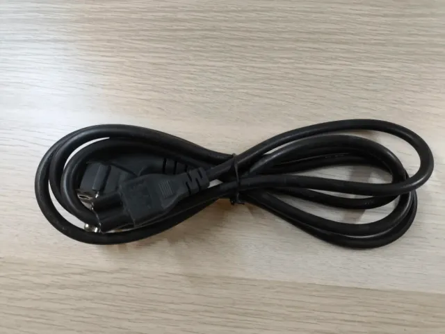 Cable alimentación Trébol C5