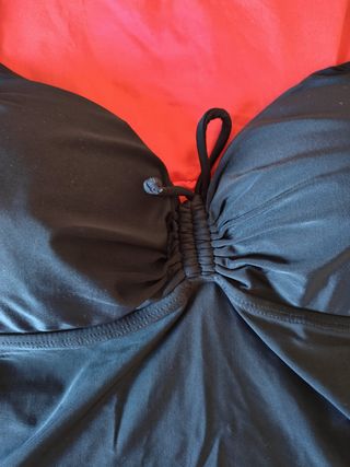 Parte de cima de tankini preto