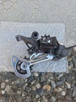 Desviador Shimano XT 12v 10-51 pata trasera pulida