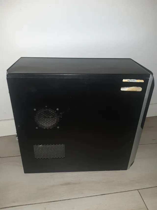 Torre PC y componentes