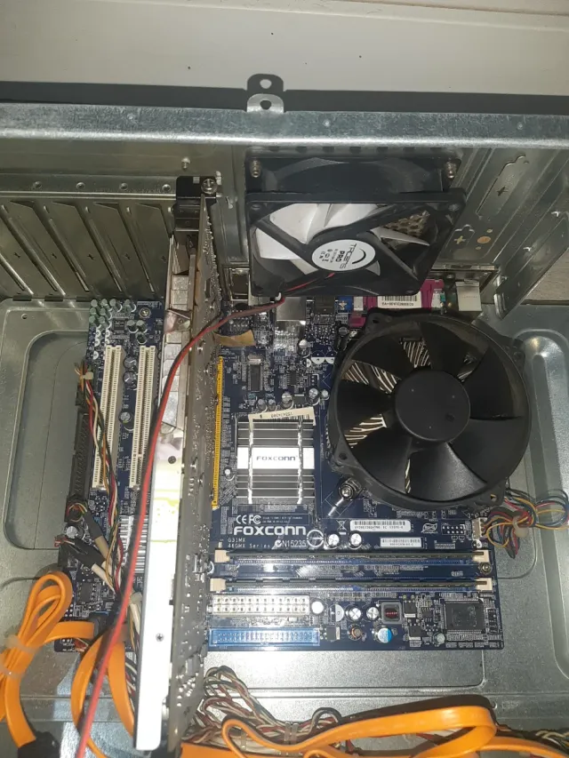 Torre PC y componentes