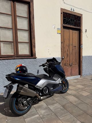 Yamaha TMAX DX 2017