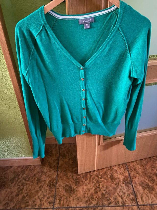 Chaqueta verde Primark botones plateados talla M
