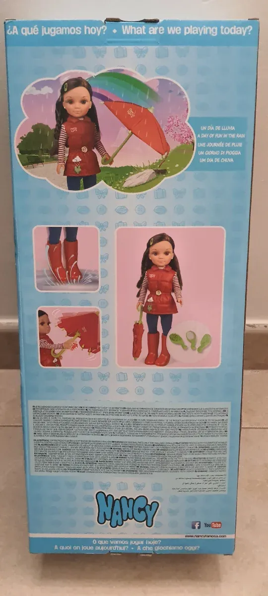 Nancy Un Día de Lluvia Muñeca. Nueva