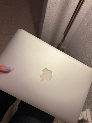 MacBook Air 11” (2013)