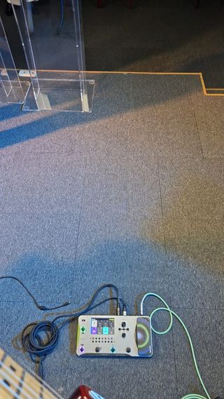 Two Notes Revolt Analog Amp Sim + MooerGE1000