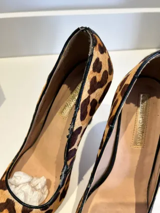 Zapatos tacón estampado animal