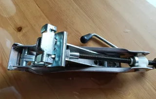 Gato elevador para coche