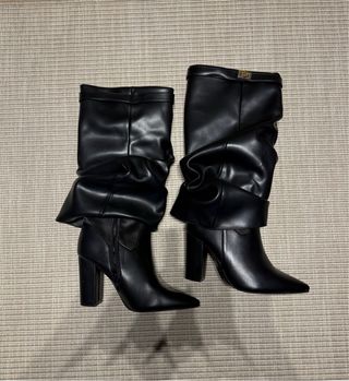 Stivali alti con tacco High boots with heels