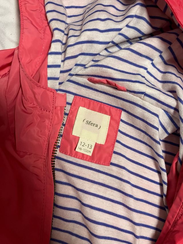 Chaqueta niña rosa con capucha