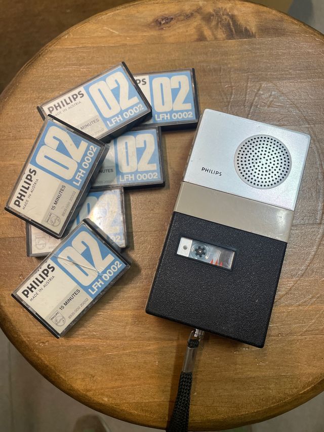Registratore Philips LFH 0002 con 6 nastri.