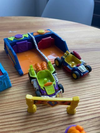 Pack de Superthings, Race, Torre y Laboratorio