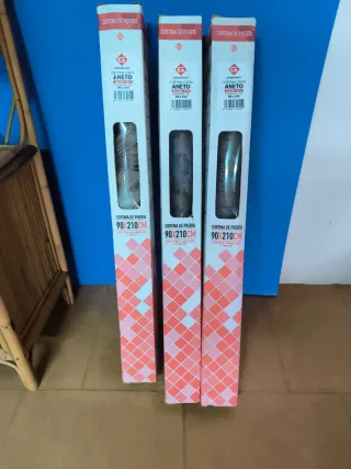 Tres cortinas para exterior de Puerta Aneto 90x210