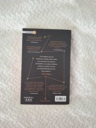 La vida invisible de Addie LaRue (Spanish Edition)