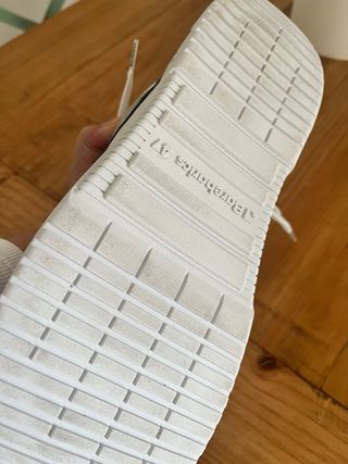 Barebarics Bambas Barefoot Blancas y Negras