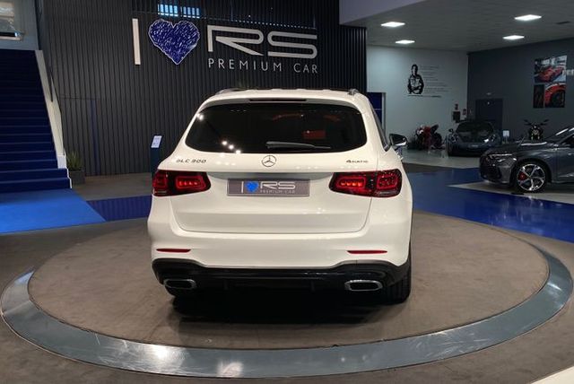 Mercedes Clase GLC 300 4MATIC AMG LINE