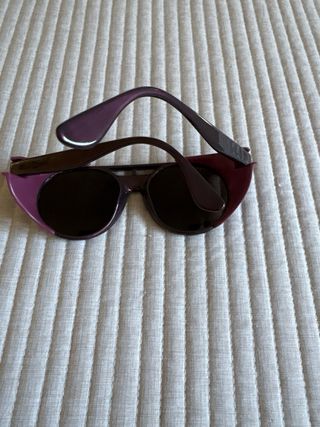 Gafas de sol vintage moradas 