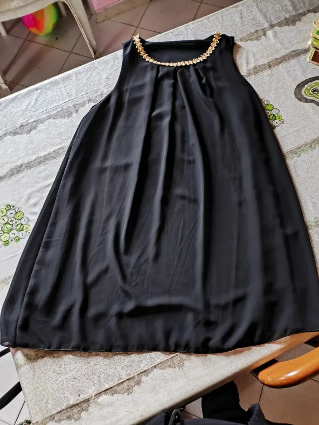 Maglia elegante nera