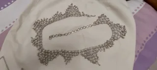 Cinturón metálico plateado