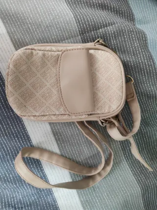 Bolso para móvil Primark beige, apenas usado.