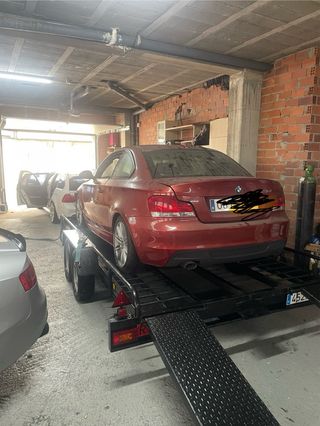 bmw 123d siniestro se vende entero o por piezas