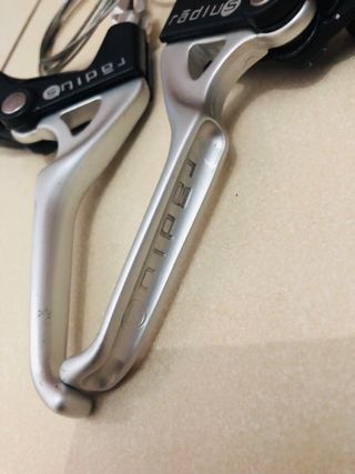 Manetas y V-Brake Radius