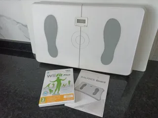 Wii Balance Board + Wii Fit Plus Juego