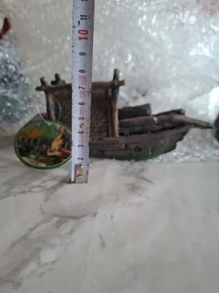 Barco decorativo para acuario