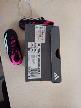 Botas de fútbol Adidas Predator 28