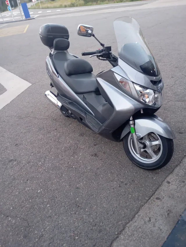 Suzuki burgman 250 año 2007