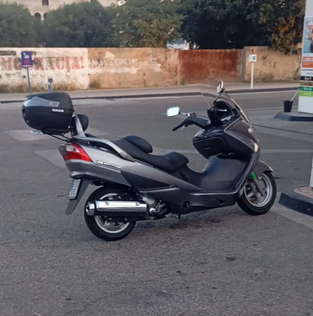 Suzuki burgman 250 año 2007