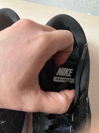 Zapatillas Nike Negras y Blancas