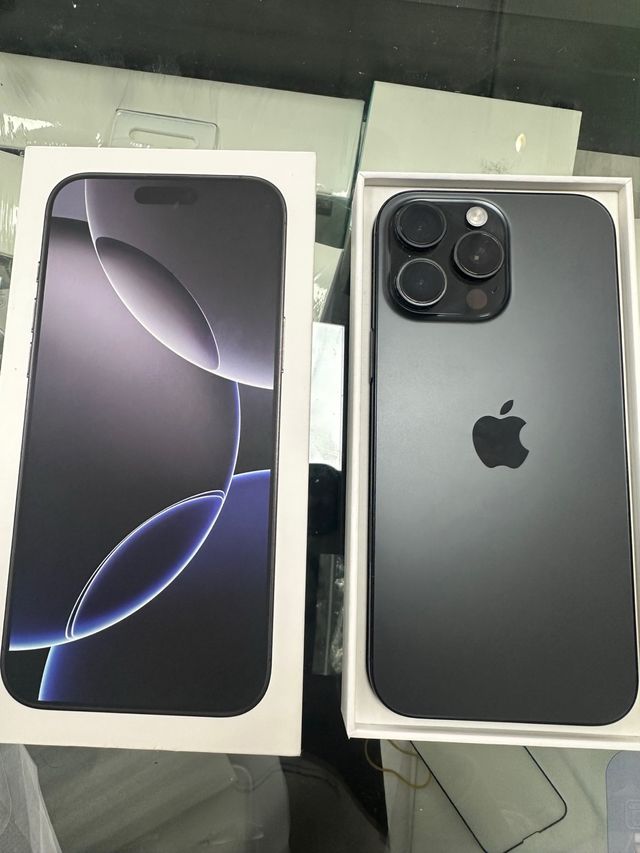 iPhone 16 Pro Max 256GB Cinzento Espacial