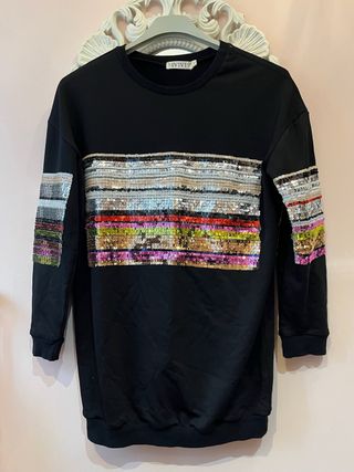 Vestido corto o sudadera larga con lentejuelas