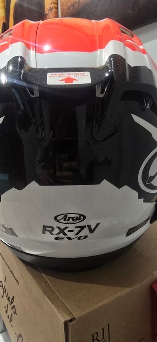 Casco Arai RX-7V EVO sin estrenar