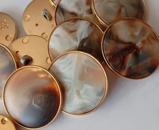 Lote 10 botones- 7 modelos