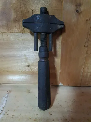 Alicates antiguos de carpintero