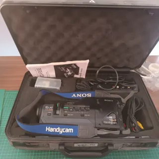 Câmera Sony CCD-F555E Video 8