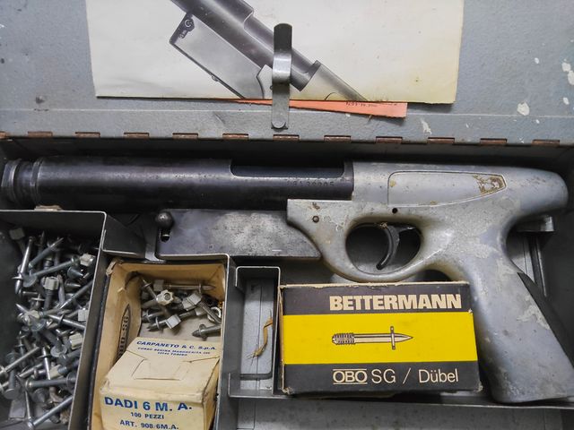 Chiodatrice OBO-SG-68 con accessori