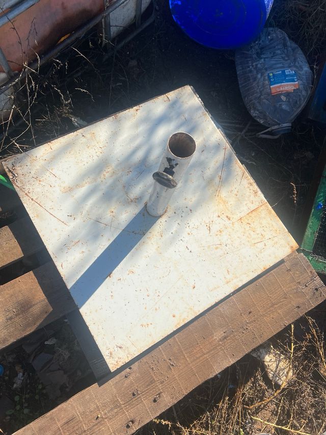 Porta-guarda-chuvas em metal