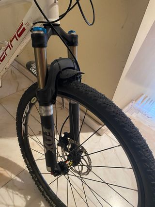 Bicicleta MTB Lapierre Blanca y Roja