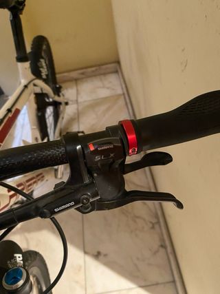 Bicicleta MTB Lapierre Blanca y Roja