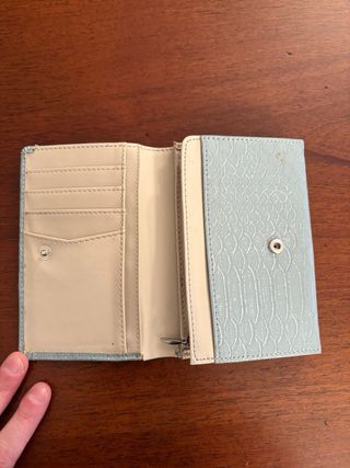 Portafoglio donna turchese effetto coccodrillo