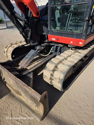 Miniexcavadora Kubota KX080-4a2