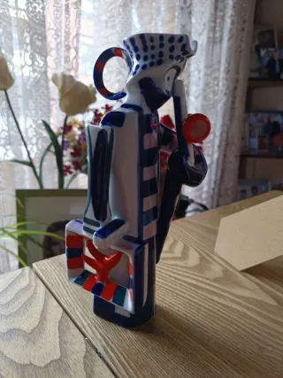 Figura SARGADELOS Peregrino Porcelana años 80.