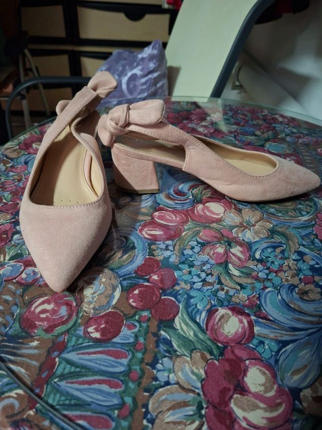 Zapatos tacón bajo rosa palo lazo talla 37
