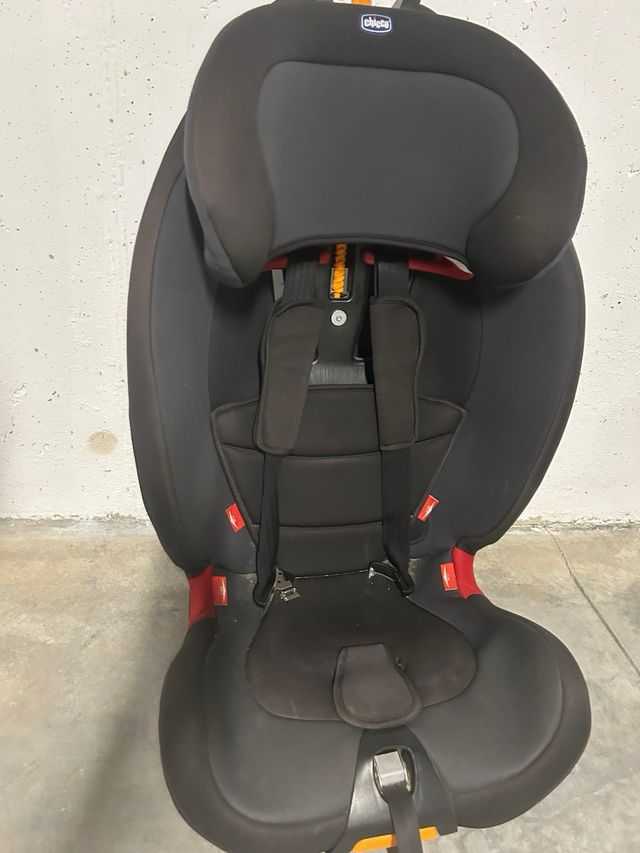 Silla de coche Chicco negra (1 o 2 unidades)